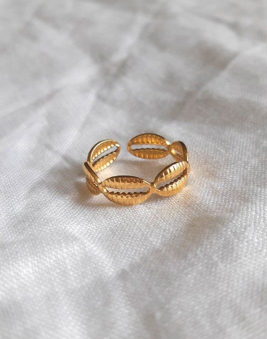 Bague acier dorée Cauris