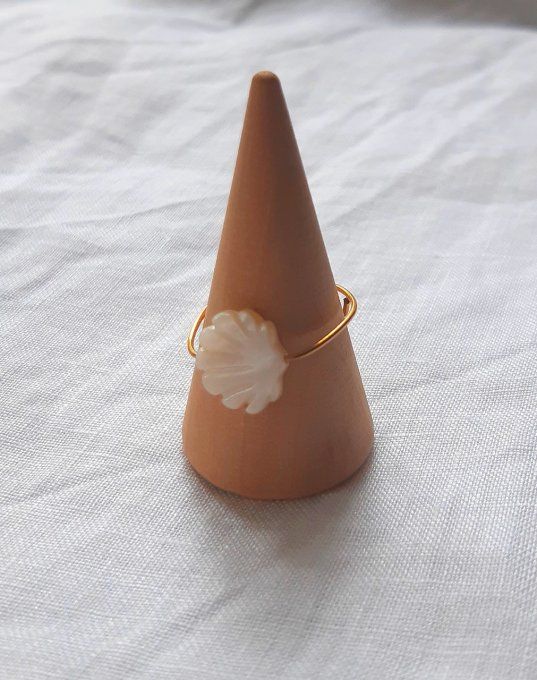 Bague en acier dorée Coralie