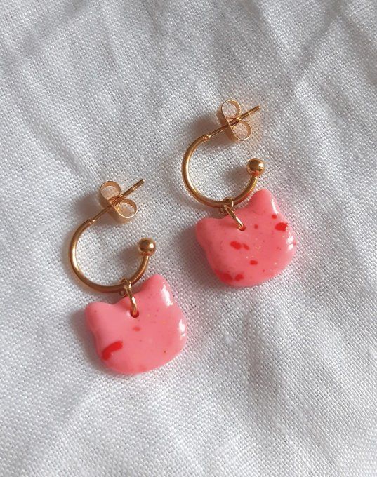 Boucles en acier dorées Féline