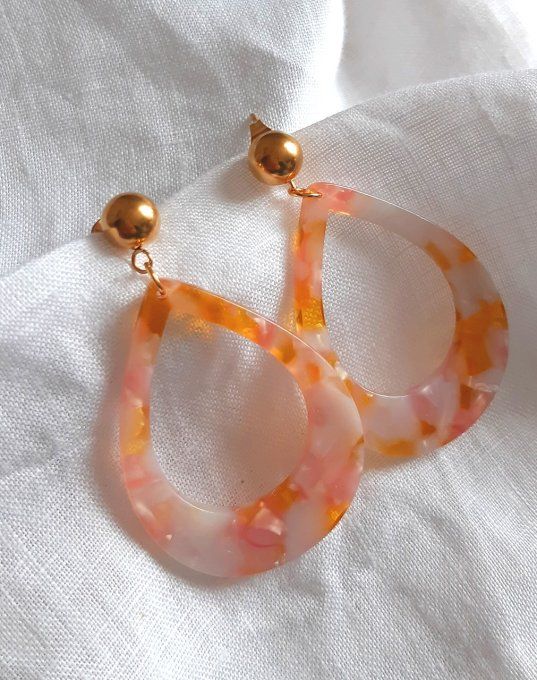 Boucles en acier et résine Aubin