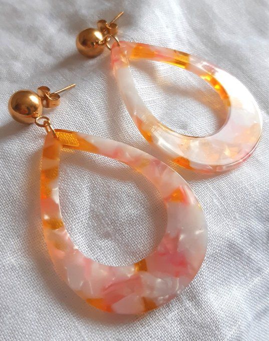 Boucles en acier et résine Aubin