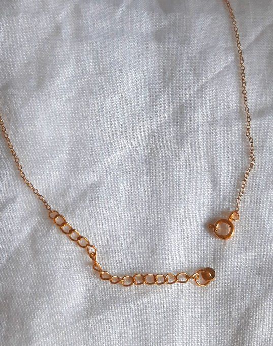 Collier en acier doré Folie