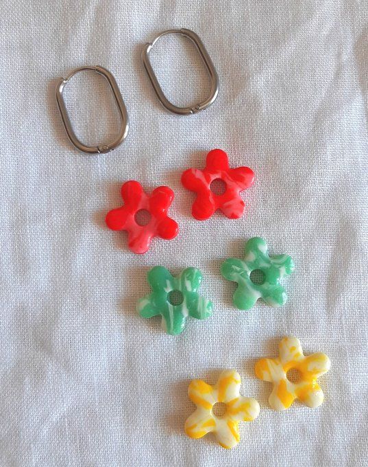 Créoles argentées + fleurs en pâte fimo à partir de 24€