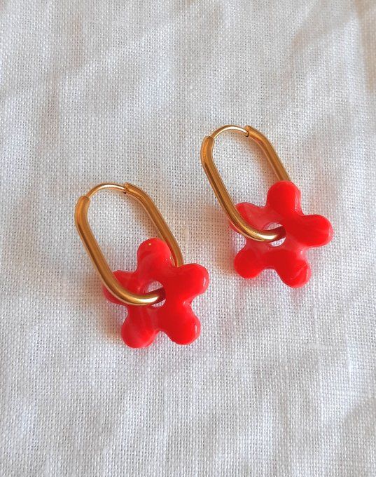 Créoles dorées + fleurs en pâte fimo à partir de 24€