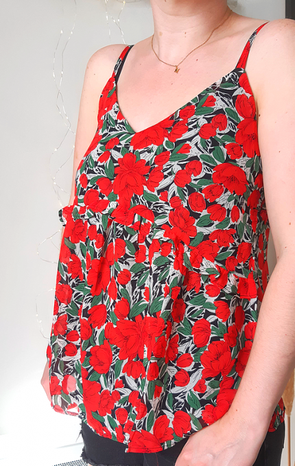 Top fleuri rouge Grenade